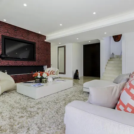 Villa Fantastica Moderna En Rio Real Marbella